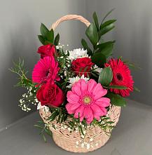 Цветочная композиция из Розы, Хризантемы и Герберы в корзине #REPLACE_PRED# Кочетовской